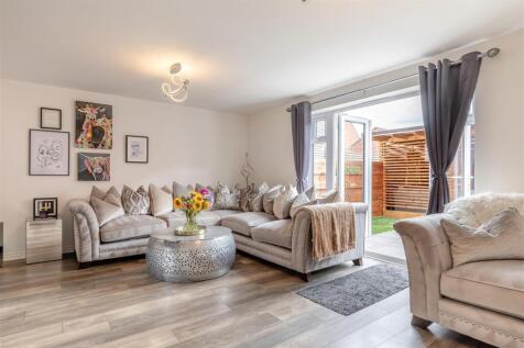 8658495-interior32.jpg