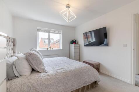 8658495-interior10.jpg