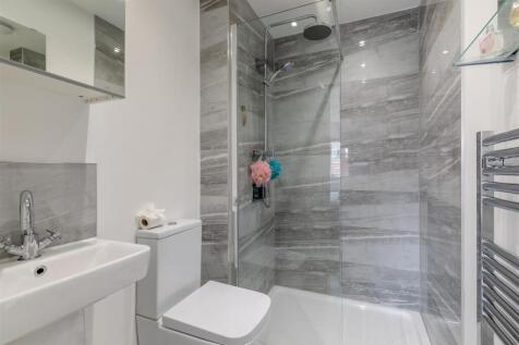 8658495-interior14.jpg