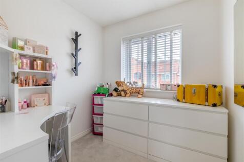 8658495-interior18.jpg