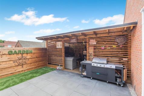 8658495-exterior01.jpg