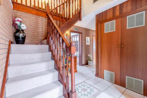8659152-interior24.jpg