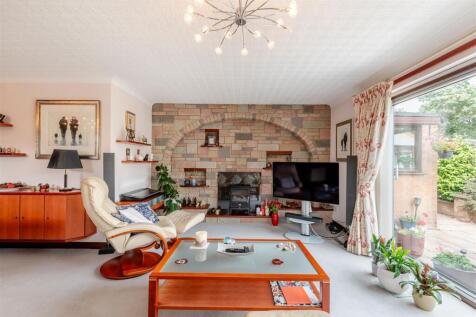 8659152-interior16.jpg