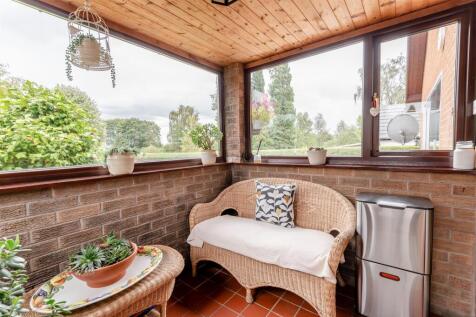 8659152-interior41.jpg