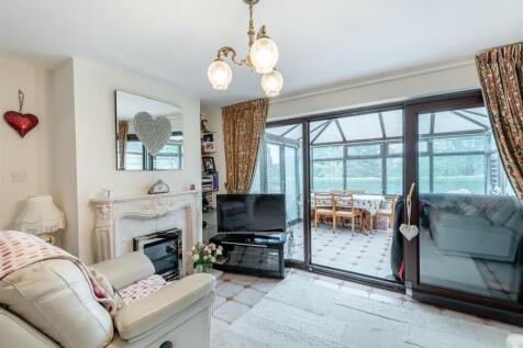8659152-interior47.jpg