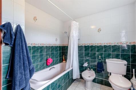8659152-interior58.jpg