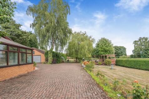 8659152-exterior14.jpg