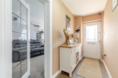 8660037-interior22.jpg