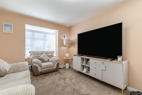 8660037-interior24.jpg