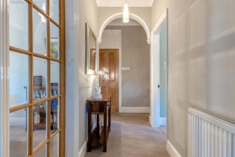 8660343-interior15.jpg