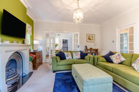 8660343-interior25.jpg