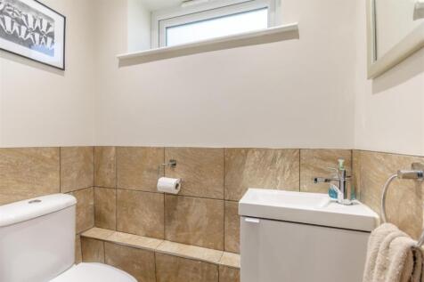 8660343-interior43.jpg