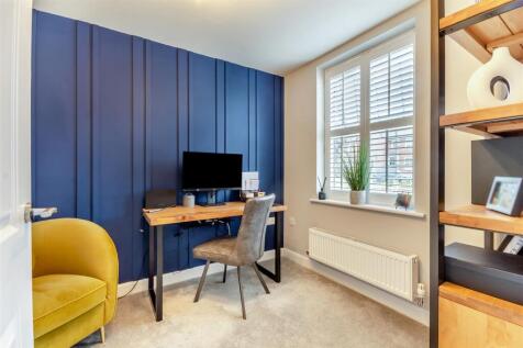 8661178-interior01.jpg