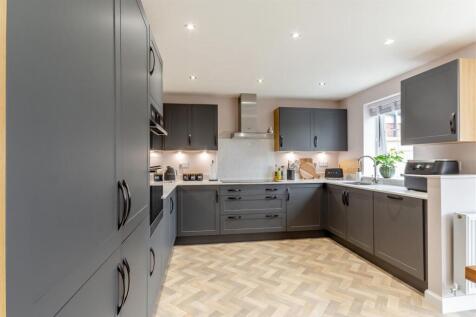 8661178-interior11.jpg
