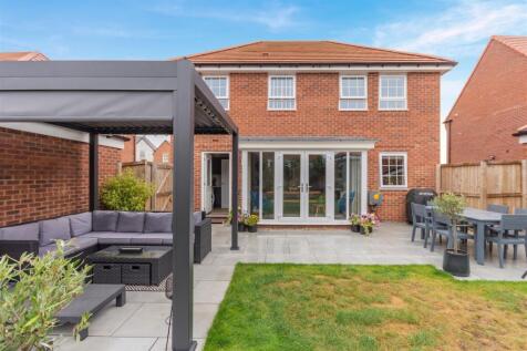 8661178-exterior18.jpg