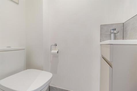 8609890-interior10.jpg