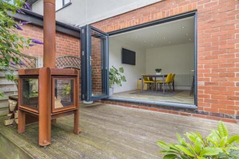 8609890-exterior01.jpg