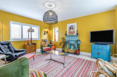 8657453-interior11.jpg