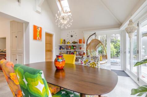8657453-interior25.jpg