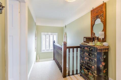 8657453-interior10.jpg