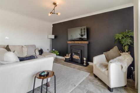 8566438-interior28.jpg
