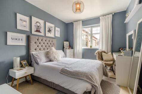8566438-interior01.jpg