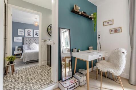 8566438-interior06.jpg