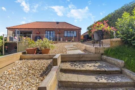8566438-exterior11.jpg