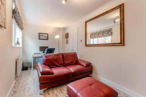 8662257-interior30.jpg