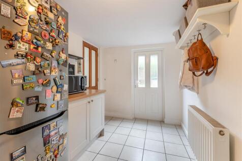 8662257-interior50.jpg