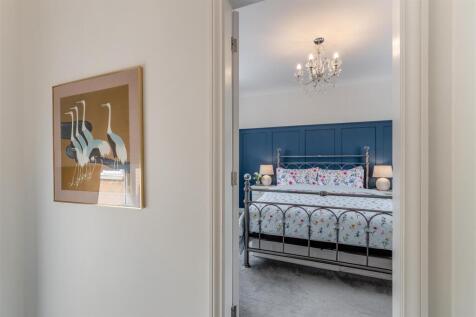 8662257-interior14.jpg