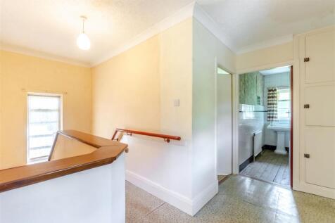 8662698-interior16.jpg
