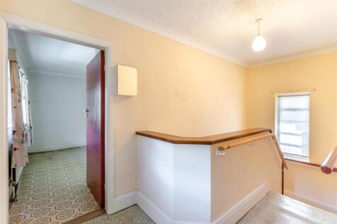 8662698-interior17.jpg