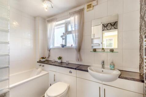 8664420-interior16.jpg