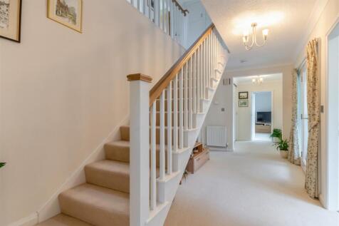 8663254-interior34.jpg