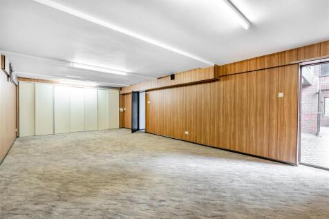 8666455-interior20.jpg