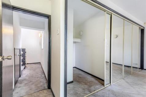 8666455-interior16.jpg