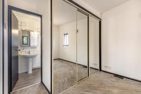 8667252-interior01.jpg