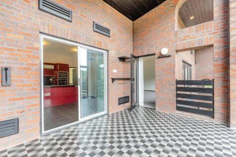 8666455-interior03.jpg