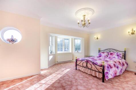 8666692-interior21.jpg