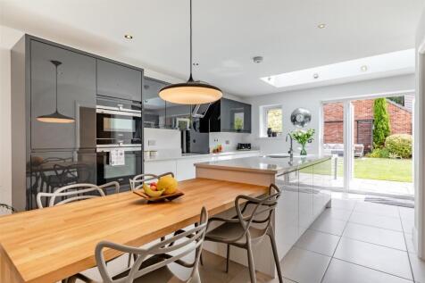 8655287-interior46.jpg