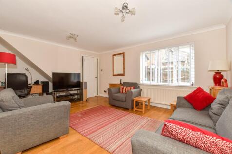 Lounge/ Dining Room