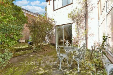 Patio / Decking