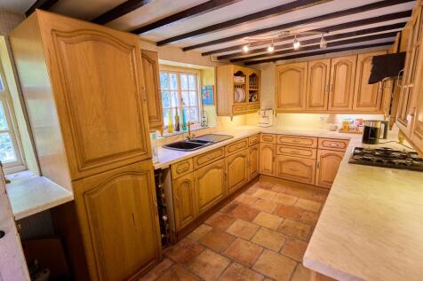 Kitchen / Breakfasting