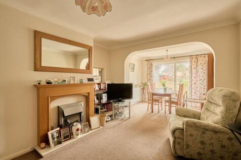 Sitting/Dining Room