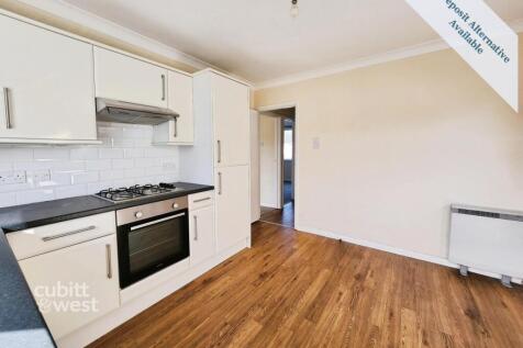 39 Ashurst Way - 4