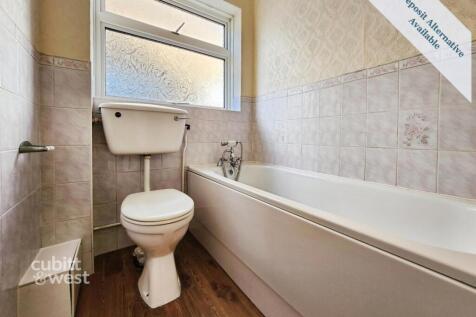 39 Ashurst Way - 6