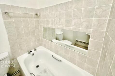 1 34 Highfield Ro...