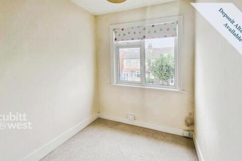 27 Bruce Avenue - 12