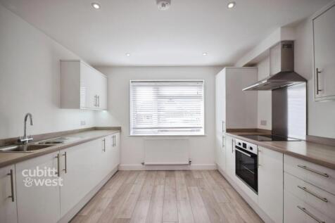 4 Abbeyfield - 6